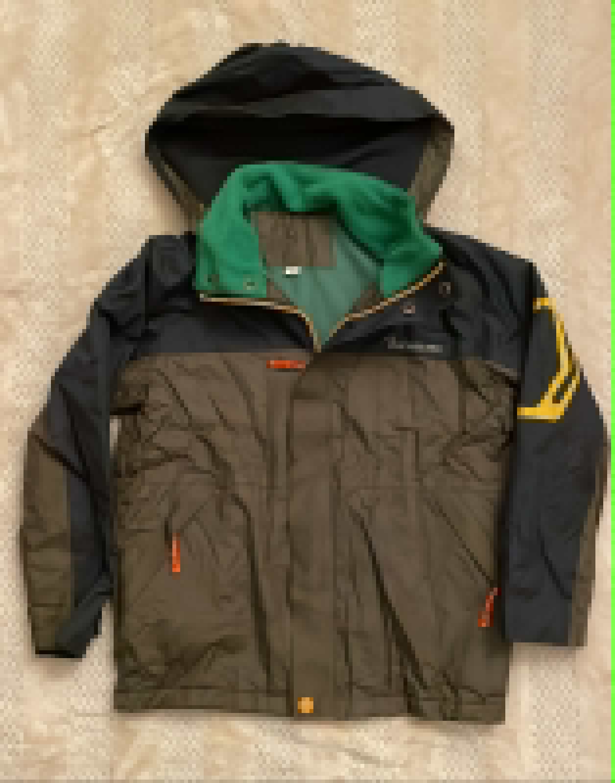 Parka M niño ( 7/9 talla) forrada con polar