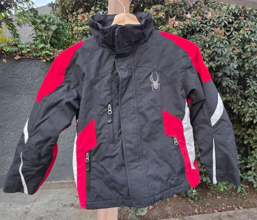Parka de esqui Spyder negro con rojo talla 10