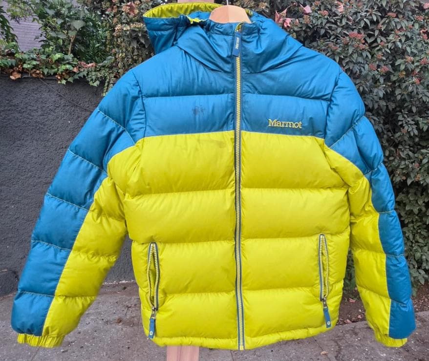 Parka de pluma Marmot talla 10-12